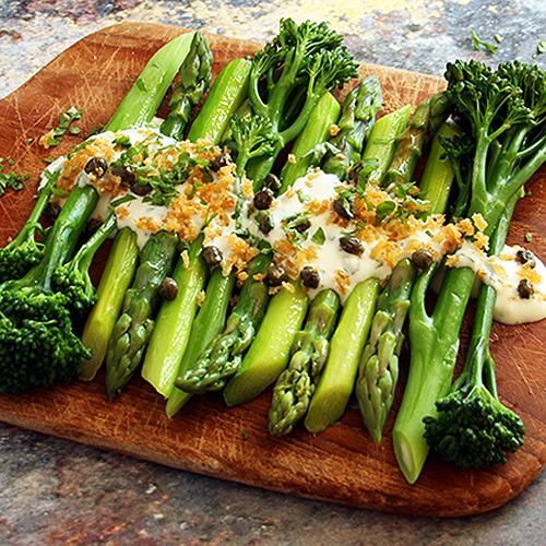 Greens with Crackling Crumb Keto