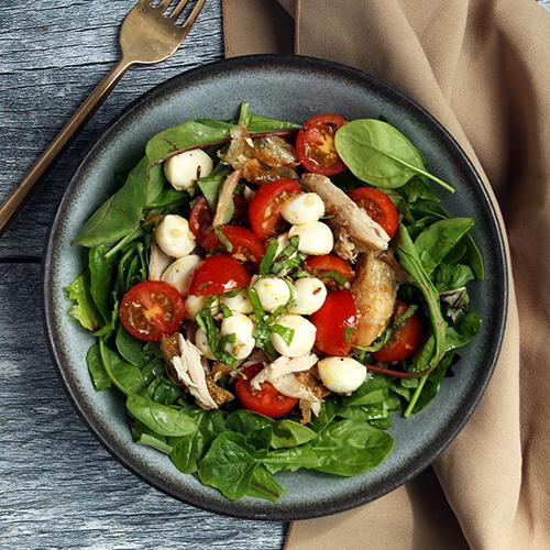 Chicken Mozzarella Salad with Fennel and Lemon Keto